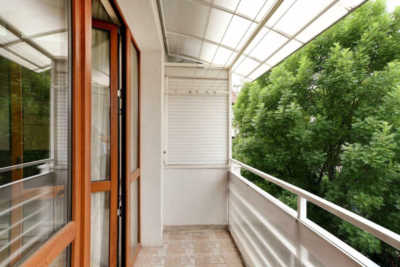Spacious And Stylish Apartment In The Heart Of Sofia Plus Parking エクステリア 写真